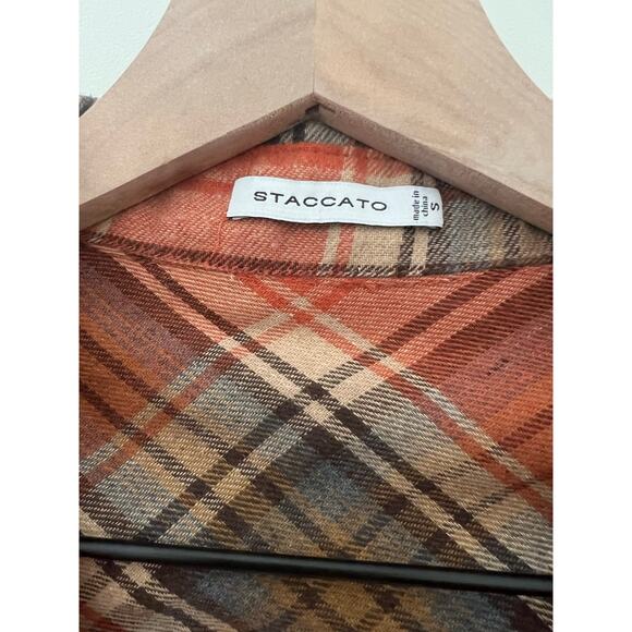 Staccato Plaid Long Sleeve Button Up - Picture 3 of 3